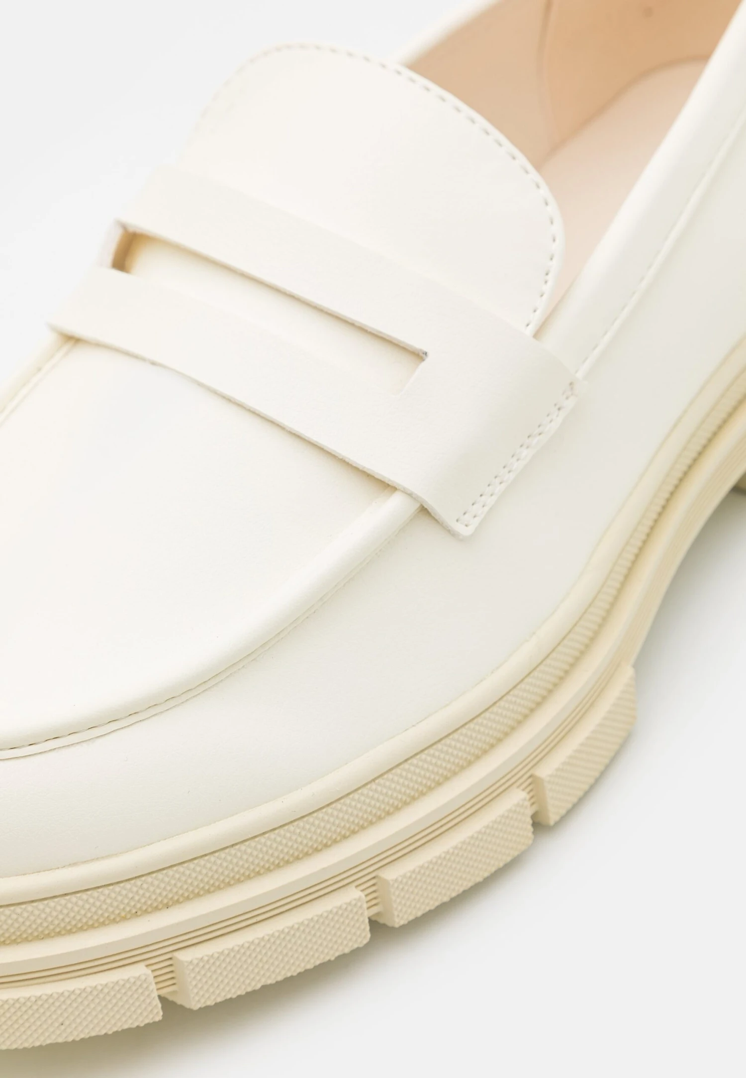 YOURTURN Instappers - White 7 YOURTURN Instappers - White - Afbeelding 6