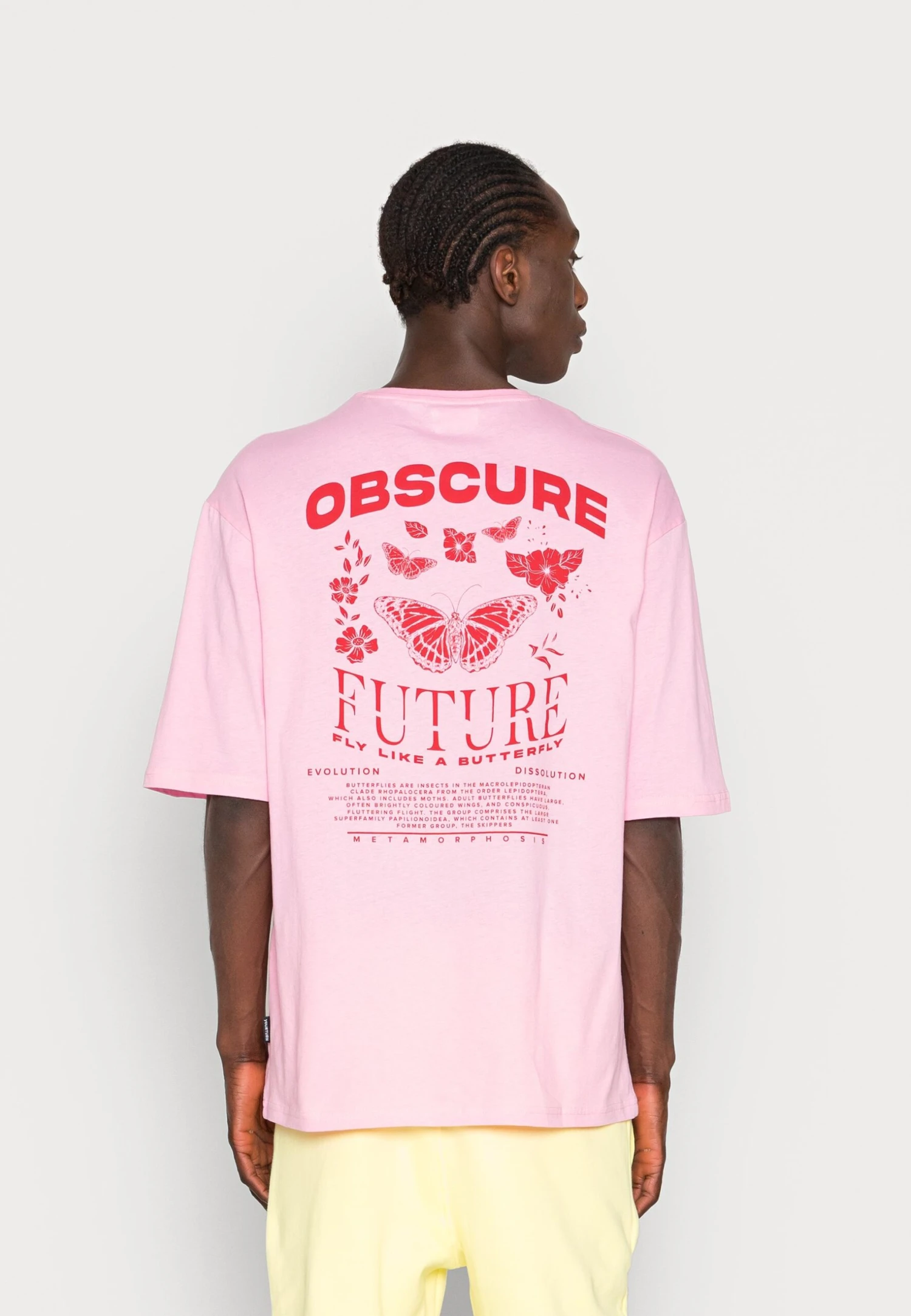 YOURTURN Nostalgia Future Tee Unisex - T-Shirt Print - Pink 3 YOURTURN Nostalgia Future Tee Unisex - T-Shirt Print - Pink