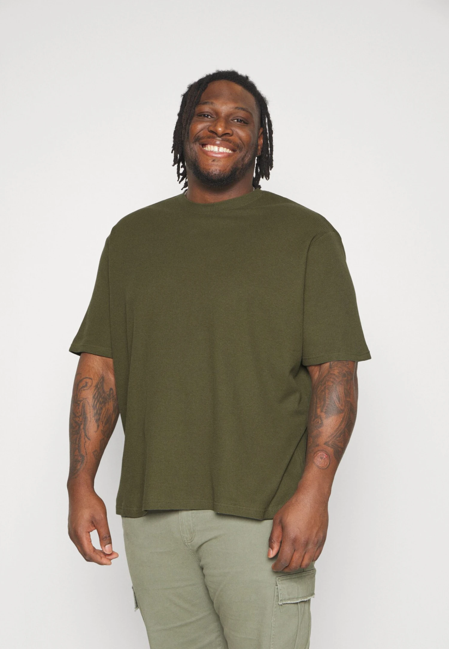 YOURTURN Unisex - T-Shirt Basic -Light Green/ Off-White 4 YOURTURN Unisex - T-Shirt Basic -Light Green/ Off-White - Afbeelding 2