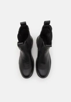 YOURTURN Korte Laarzen - Black -Yourturn 1d300a14387e4d48bfaf5939afbb9e66