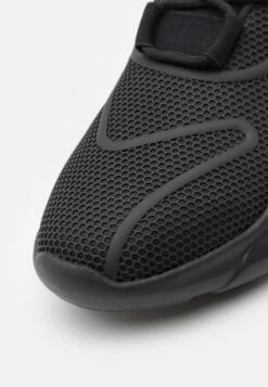 YOURTURN Sneakers Hoog - Black -Yourturn 251a9d080291444281d084a4d5fe85a0