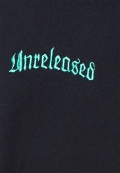 YOURTURN Graphic Tee Wincent Weiss Tee - T-Shirt Print - Black 7 YOURTURN Graphic Tee Wincent Weiss Tee - T-Shirt Print - Black -Yourturn 25abfad14870499eb62e44e0cc6cbdab