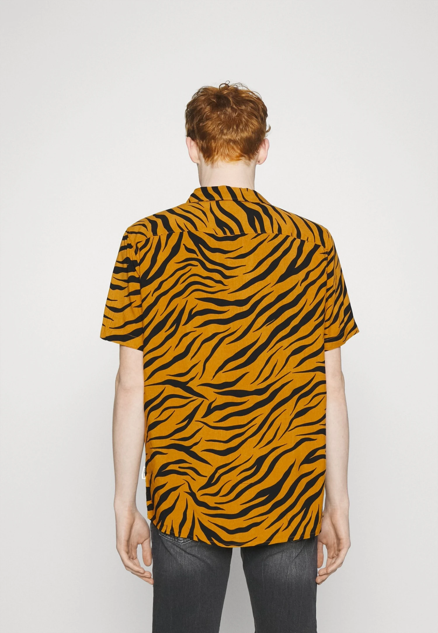 YOURTURN Genderless Resort- Overhemd - Black 4 YOURTURN Genderless Resort- Overhemd - Black - Afbeelding 3