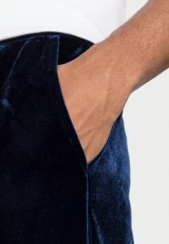 YOURTURN Festive Jogger Unisex - Trainingsbroek - Dark Blue 11 YOURTURN Festive Jogger Unisex - Trainingsbroek - Dark Blue -Yourturn 34687897af5d4ab2821711d3e1fd1b46