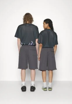 YOURTURN Genderless Parachute - Shorts - Dark Grey -Yourturn 461c3a03b9af4250a48d4e57a95fd4e3