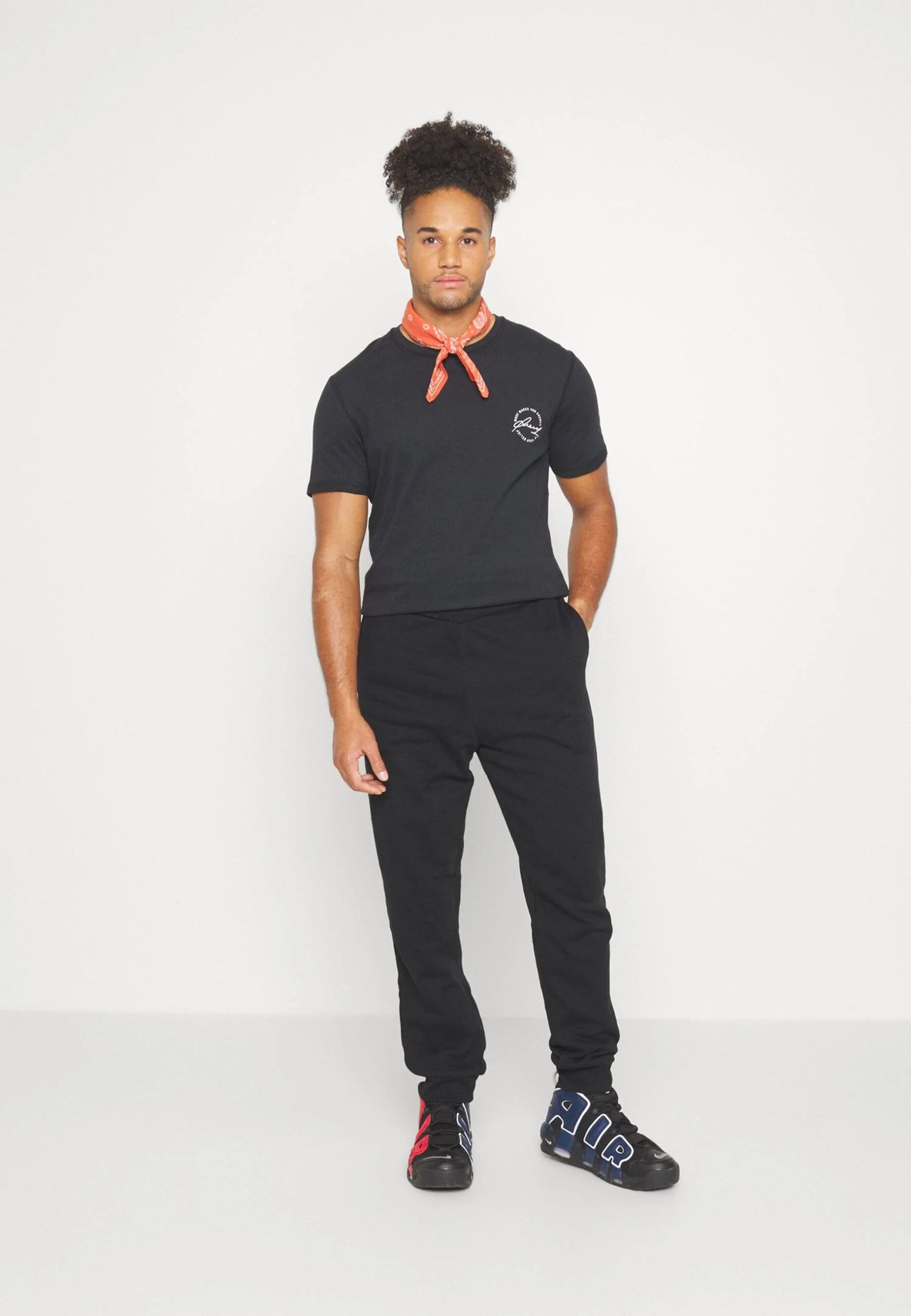 YOURTURN Unisex - Trainingsbroek - Black 7 YOURTURN Unisex - Trainingsbroek - Black - Afbeelding 5