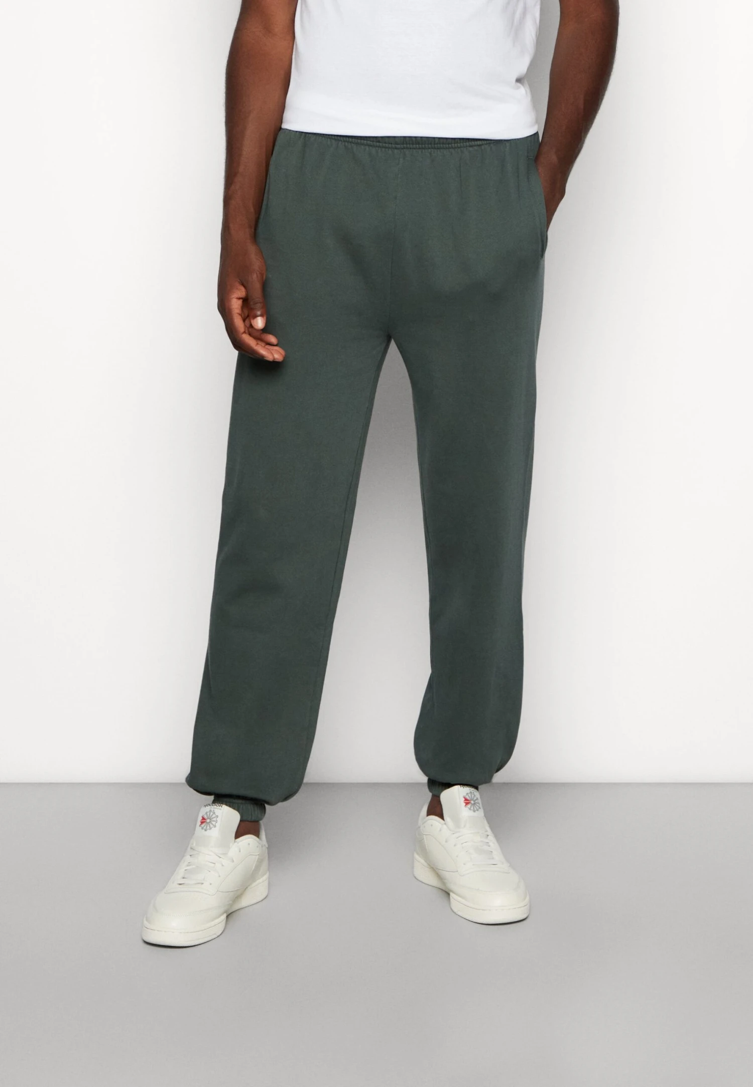 YOURTURN Oversized Unisex - Trainingsbroek -Dark Green 3 YOURTURN Oversized Unisex - Trainingsbroek -Dark Green