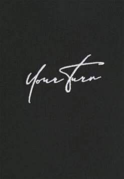 YOURTURN Unisex - Longsleeve - Black -Yourturn 671ab0868aed428d9fb0366533cb1ce4