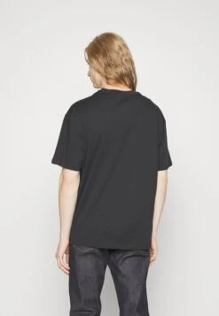 YOURTURN Pokemon Pikachu Unisex - T-Shirt Print - Black -Yourturn 701fbb220b08440ebbae6aa7f454d1b7