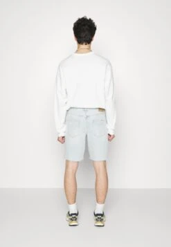 YOURTURN Unisex - Jeansshort - Light Blue Denim -Yourturn 74b52357232d4f5890555006a7ec0619