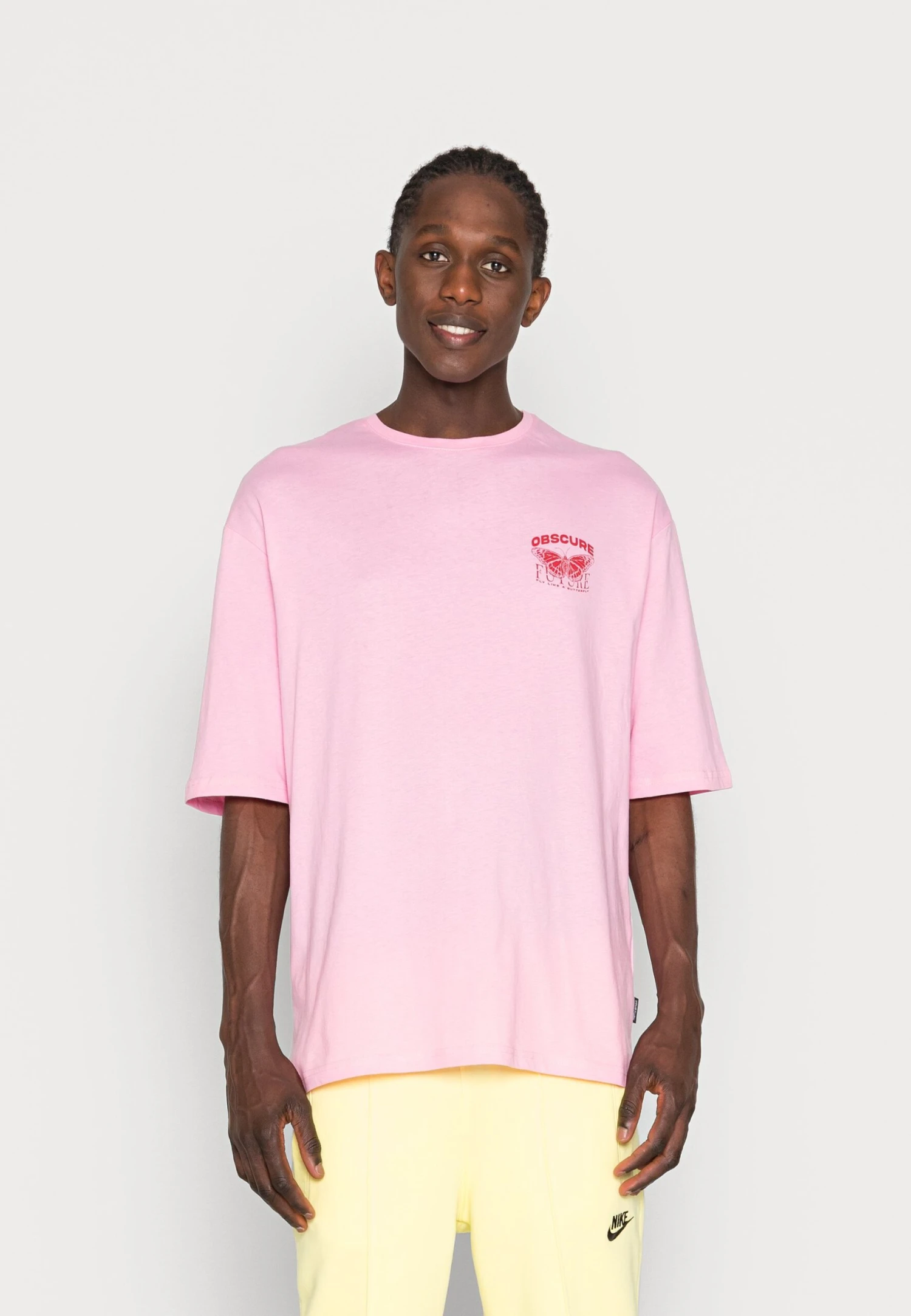 YOURTURN Nostalgia Future Tee Unisex - T-Shirt Print - Pink 5 YOURTURN Nostalgia Future Tee Unisex - T-Shirt Print - Pink - Afbeelding 3