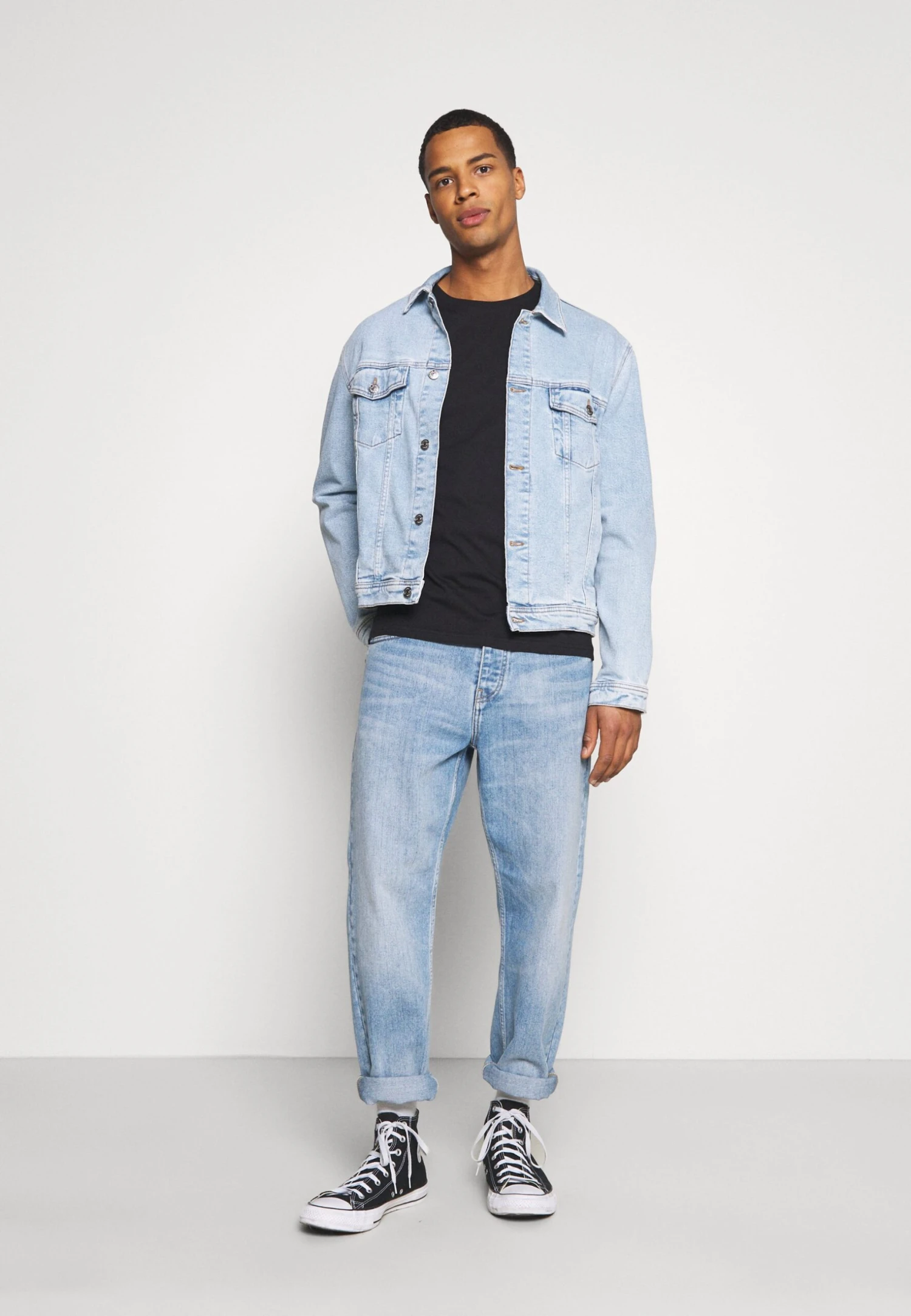 YOURTURN Unisex - T-Shirt Print - Black 4 YOURTURN Unisex - T-Shirt Print - Black - Afbeelding 2