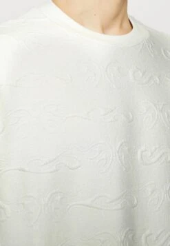YOURTURN Tribal Embossed Unisex - Sweater - Off White 13 YOURTURN Tribal Embossed Unisex - Sweater - Off White -Yourturn 8c390ca9c9fe42218bf5de86ef627030
