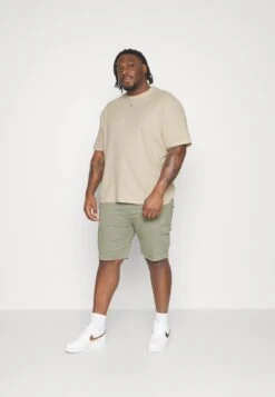 YOURTURN Unisex - T-Shirt Basic -Light Green/ Off-White