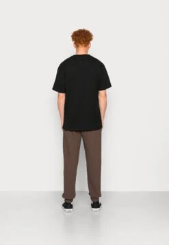 YOURTURN Unisex - Trainingsbroek - Brown 8 YOURTURN Unisex - Trainingsbroek - Brown -Yourturn 9e6534a6093d49d7a47326122ded782d