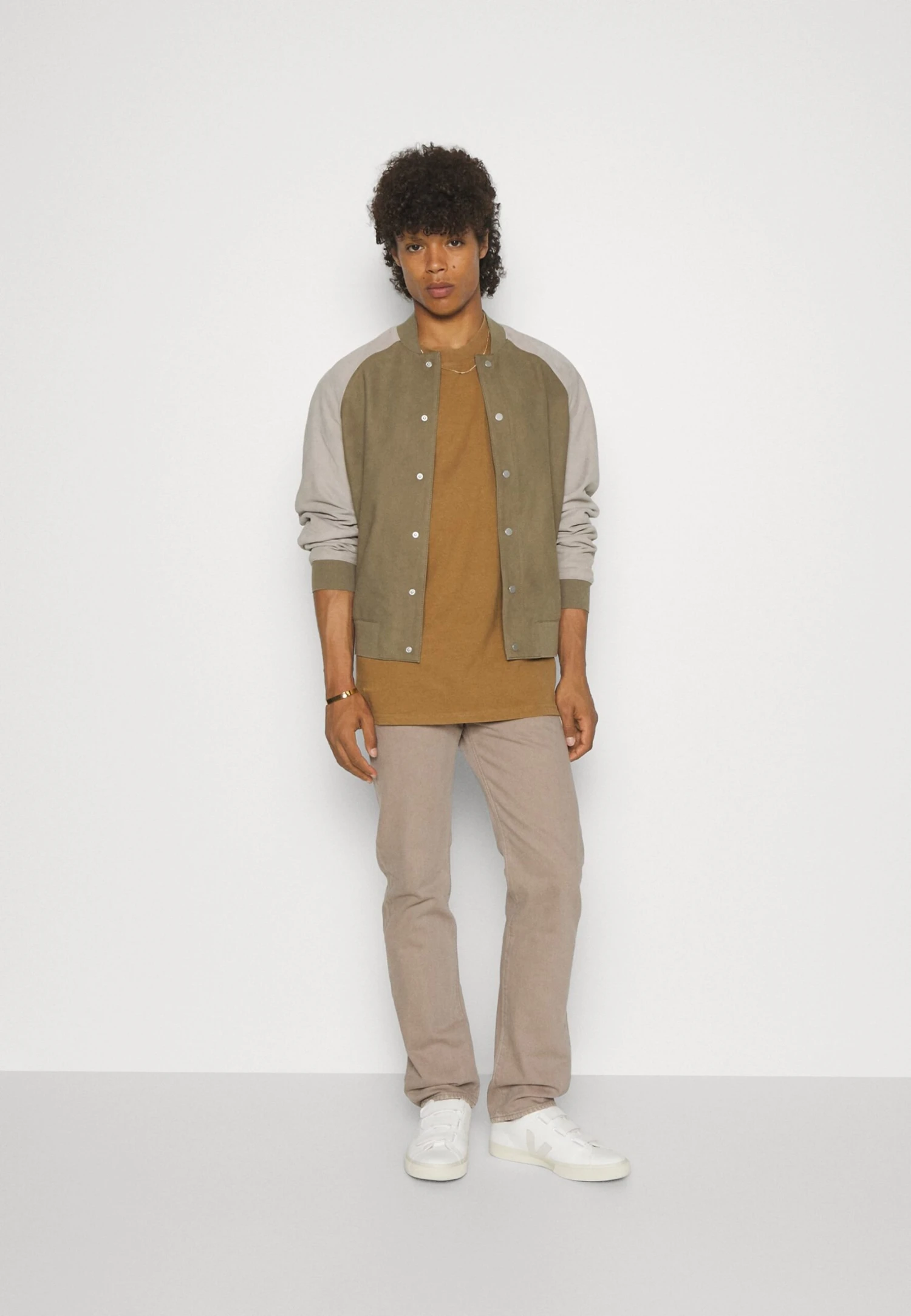 YOURTURN Unisex - T-Shirt Basic - Beige 4 YOURTURN Unisex - T-Shirt Basic - Beige - Afbeelding 2