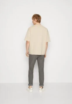 YOURTURN Graphic Tee Unisex - T-Shirt Print - Beige 10 YOURTURN Graphic Tee Unisex - T-Shirt Print - Beige -Yourturn c8293563e1094145a512e4cf53ccff3c