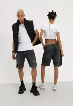 YOURTURN Unisex - Jeansshort - Black -Yourturn cb0e8a238396470b9ff5ebb0b55a6e08