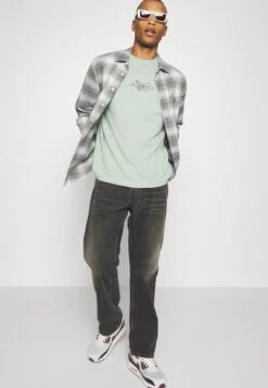 YOURTURN Unisex - T-Shirt Print - Green -Yourturn cc13ef0d0e5b46b79b7e32b0cd7d484f