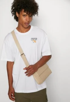 YOURTURN Orange Fruit Graphic Tee- T-Shirt Print - White -Yourturn e316743f0437401abe0ba26395e7b930