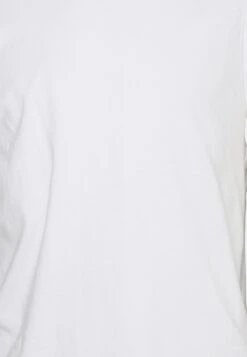 YOURTURN Top -White -Yourturn f640453bea874d7285e2d1883d94285b