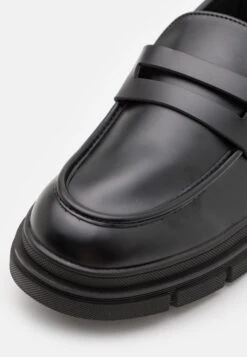 YOURTURN Instappers - Black 13 YOURTURN Instappers - Black -Yourturn fbe1d69ec73d424097583e846261fdbb