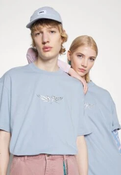 YOURTURN T-Shirt Print - Light Blue 11 YOURTURN T-Shirt Print - Light Blue -Yourturn fe2b57a42457427c941e972cbdef50de